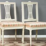 736 1051 CHAIRS